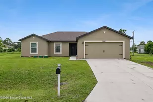 1498 Paramount Ave SE, Palm Bay, FL 32909 - Photo 1