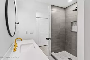 470 Seabreeze Dr, Indialantic, FL 32903 - Photo 21