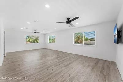 470 Seabreeze Drive, Indialantic, FL 32903 - Photo 25
