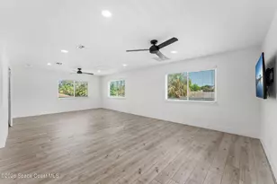 470 Seabreeze Dr, Indialantic, FL 32903 - Photo 25