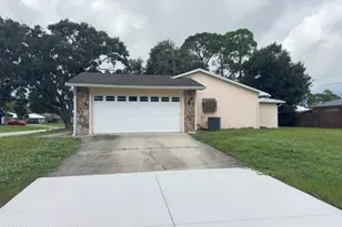1200 Nienburg Ave NW, Palm Bay, FL 32907 - Photo 3