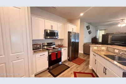 924 Captiva Island Circle SW, Palm Bay, FL 32908 - Photo 11