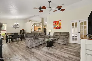 594 Pine Forest Ct, Melbourne, FL 32940 - Photo 5