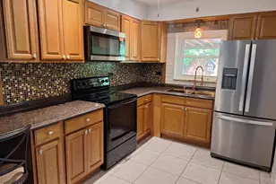 122 Beverly St, Titusville, FL 32780 - Photo 5