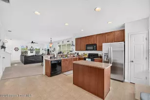911 Ambergate St, Titusville, FL 32780 - Photo 9