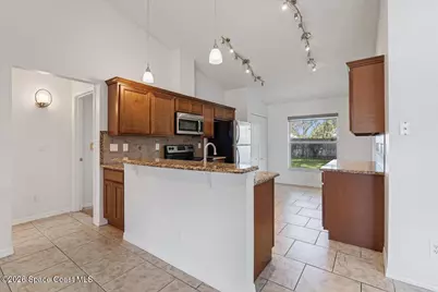 816 Hunters Creek Drive, Melbourne, FL 32904 - Photo 3