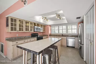 319 Hibiscus Trail, Melbourne Beach, FL 32951 - Photo 11