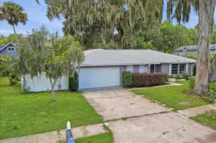 1970 Bedford Dr, Titusville, FL 32796 - Photo 3