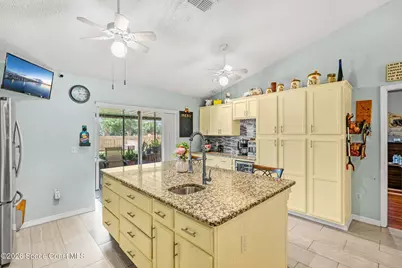 249 McClain Drive E, West Melbourne, FL 32904 - Photo 5