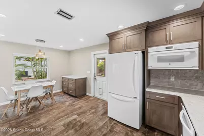 423 6th Avenue, Melbourne Beach, FL 32951 - Photo 9