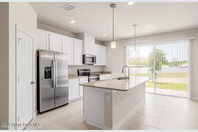 1685 Kendall Pointe Place, Melbourne, FL 32935 - Photo 7