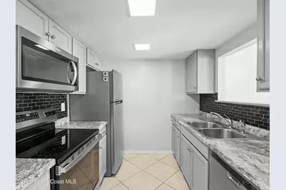 129 San Paulo Circle #1-129, West Melbourne, FL 32904 - Photo 5