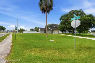 801 Cody Ave, Sebastian, FL 32958 - Photo 3