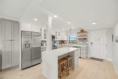 7520 Ridgewood Avenue #604, Cape Canaveral, FL 32920 - Photo 5