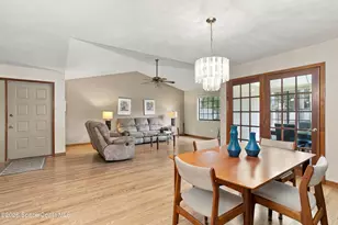 837 Greenwood Manor Cir, West Melbourne, FL 32904 - Photo 7