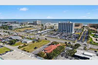 1727 N Atlantic Avenue, Cocoa Beach, FL 32931 - Photo 3
