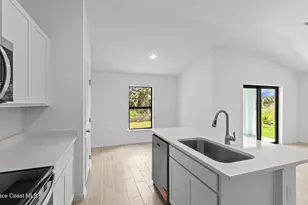340 Sarah Rd SW, Palm Bay, FL 32908 - Photo 11