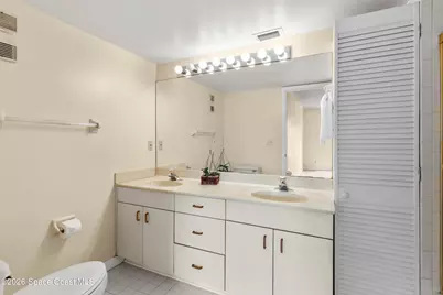 6205 N River Run Drive #6205, Sebastian, FL 32958 - Photo 15