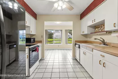 6205 N River Run Drive #6205, Sebastian, FL 32958 - Photo 9