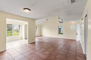 6205 N River Run Dr, Sebastian, FL 32958 - Photo 7