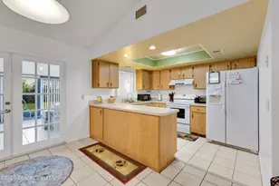 4037 Bayberry Dr, Melbourne, FL 32901 - Photo 9