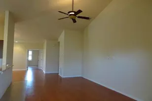 1020 Venetian Dr, Melbourne, FL 32904 - Photo 5