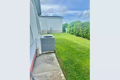 922 Thrush Circle, Barefoot Bay, FL 32976 - Photo 27