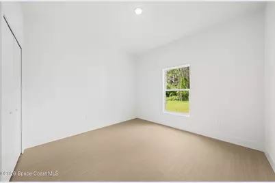 1024 Tevis Street SE, Palm Bay, FL 32909 - Photo 23