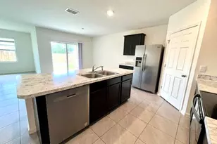 392 Ocarina St SW, Palm Bay, FL 32908 - Photo 9