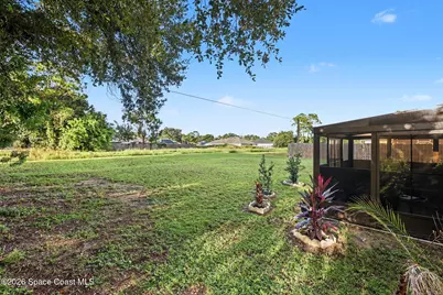 301 Bougainvillea Street NW, Palm Bay, FL 32907 - Photo 37