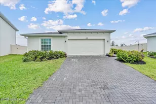 615 Dockside Dr SW, Palm Bay, FL 32908 - Photo 1