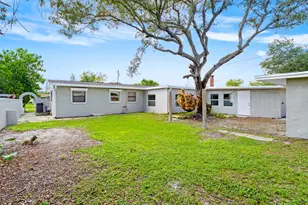 1382 Lakewood Dr, Melbourne, FL 32935 - Photo 21