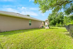 1261 Rainbow Rd SE, Palm Bay, FL 32909 - Photo 7