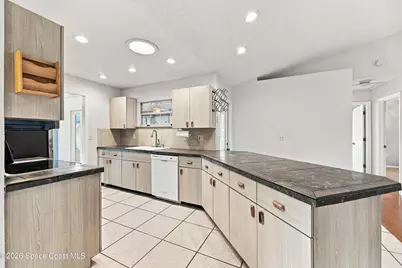 6800 Spring Street, Cocoa, FL 32927 - Photo 13