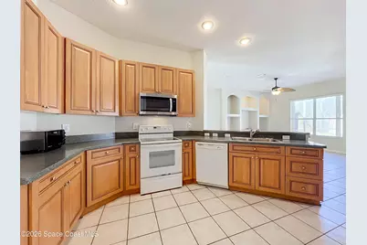 3677 Whisperwood Circle, Melbourne, FL 32901 - Photo 29