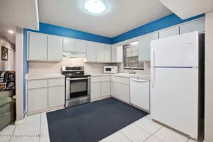 1282 Hedgecoth St NW, Palm Bay, FL 32907 - Photo 5