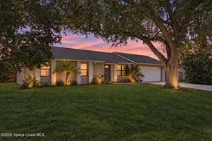 1282 Hedgecoth St NW, Palm Bay, FL 32907 - Photo 1