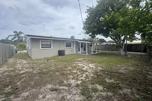 715 Clarke Ave, Melbourne, FL 32935 - Photo 3
