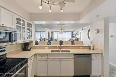 425 Buchanan Avenue #504, Cape Canaveral, FL 32920 - Photo 11