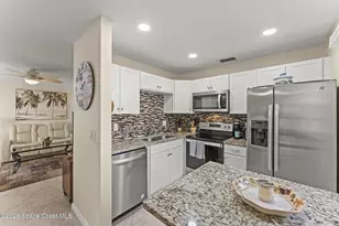 27 Pine Arbor Ln, Vero Beach, FL 32962 - Photo 13