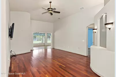 3642 Shawnee Lane, Melbourne, FL 32901 - Photo 3