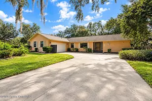 3815 Grovewood Ln, Titusville, FL 32780 - Photo 3