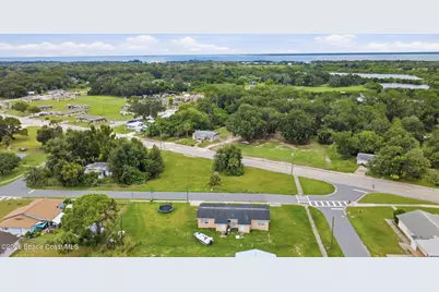 2410 Myrtle Avenue, Mims, FL 32754 - Photo 13