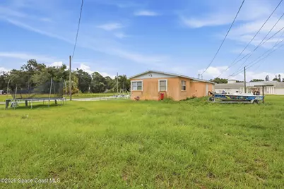 2410 Myrtle Avenue, Mims, FL 32754 - Photo 9