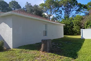 1271 Windingdale St SE, Palm Bay, FL 32909 - Photo 3