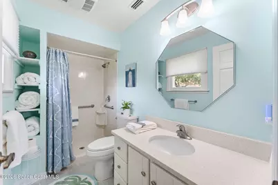 200 Chalet Avenue, Indialantic, FL 32903 - Photo 15