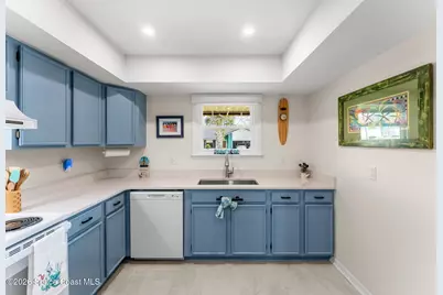 200 Chalet Avenue, Indialantic, FL 32903 - Photo 3