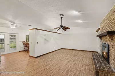 806 Hawser Street NE, Palm Bay, FL 32907 - Photo 3