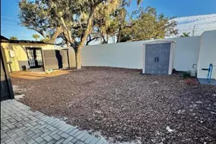 1458 Guava Ave, Melbourne, FL 32935 - Photo 9