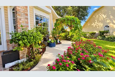 353 Kilmarnock Place, Melbourne, FL 32940 - Photo 5